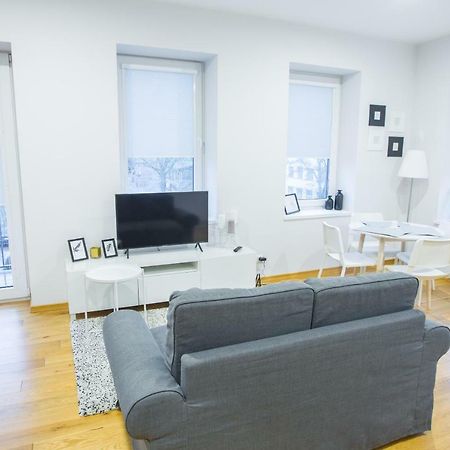 Bright 1Bd Apartment In Old Town By Hostlovers คอนัส ภายนอก รูปภาพ